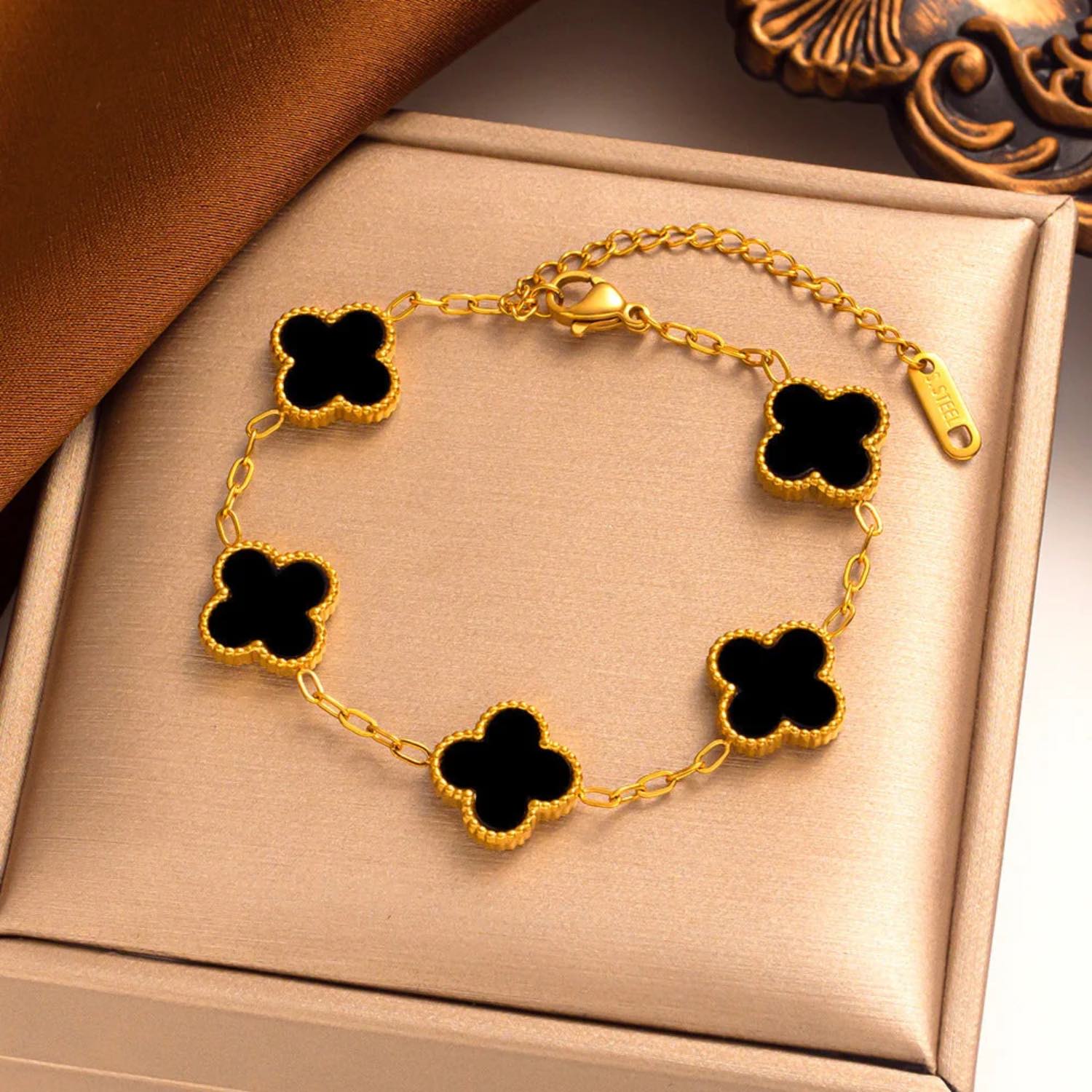 Classic Clover Bracelet