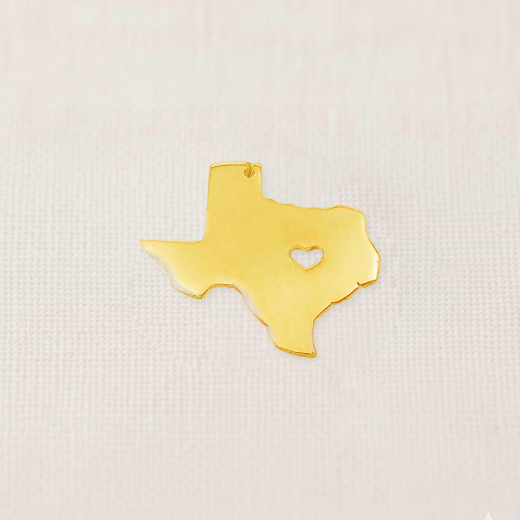 Bezelle Texas Heart charm in 14K yellow gold